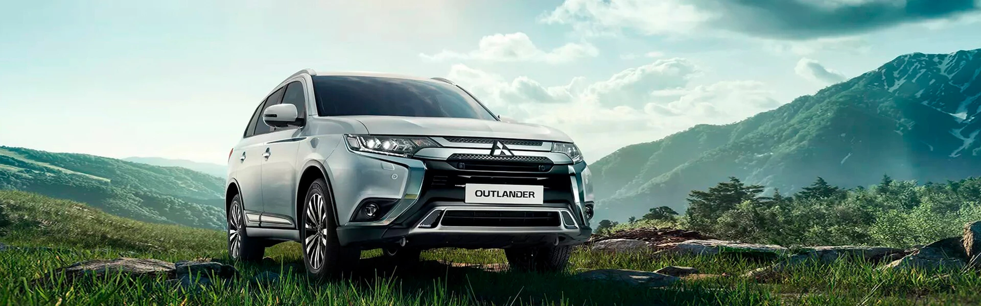 Купить новый Mitsubishi Обновленный OUTLANDER – 7 мест Омске